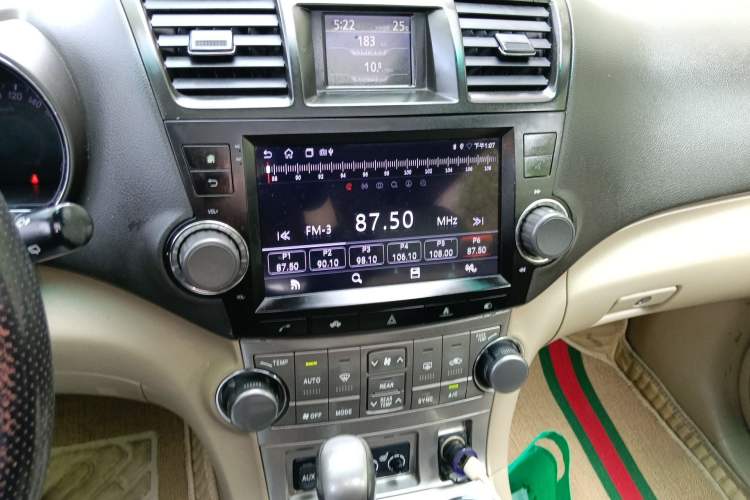 Used Toyota Highlander 2012 3.5L 4x4 7-Seater Luxury Edition Audio And AC Panel