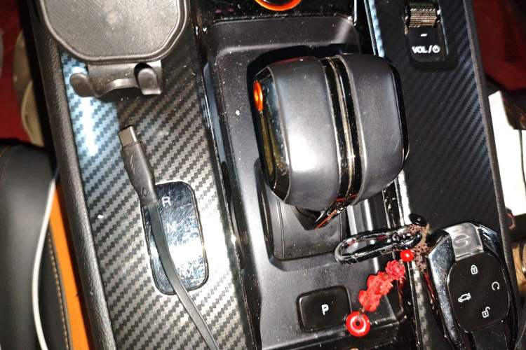 Used GAC Trumpchi EMPOW 2022 270T DCT J16 R-Style Track Edition Gear Lever