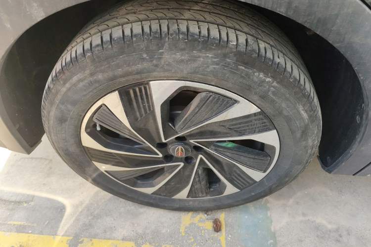 Used Hongqi HS7 PHEV 2024 2.0T PHEV Four-Wheel Drive Flagship Edition 6 Seats
