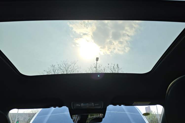 Used BYD Qin L 2025 DM-i Smart Drive 120KM Superior Model Headliner