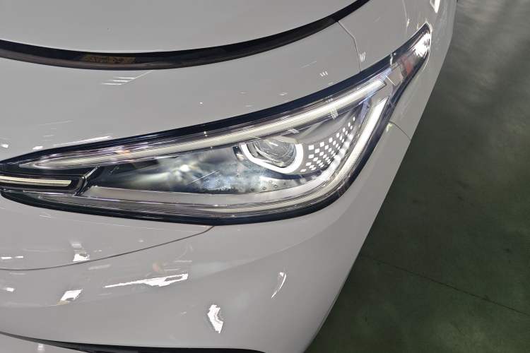 Used Volkswagen ID.4 X 2023 Ultra-Intelligent Long-Range Version Left Front Headlight