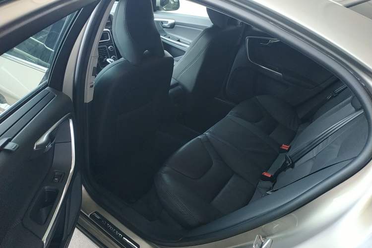 Used Volvo S60 2014 S60L T5 Intelligent Drive Edition