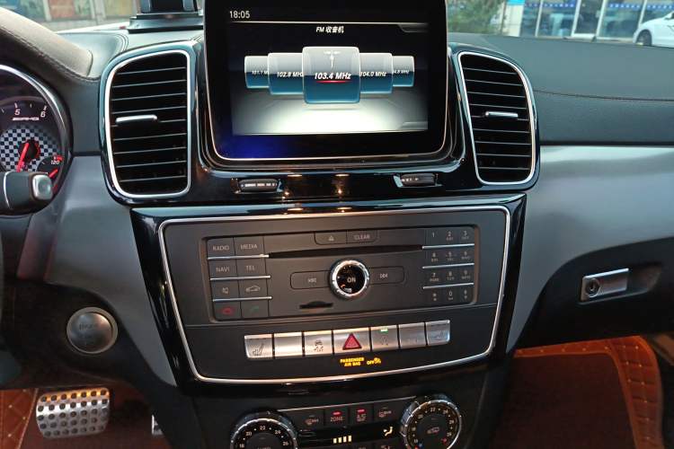 Used Mercedes-Benz GLE AMG 2017 AMG GLE 43 4MATIC Audio And AC Panel