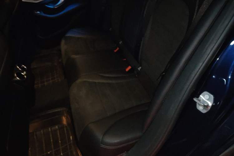 Used Mercedes-Benz C-Class 2017 Restyled C 200 Sport Edition Left Rear Seat