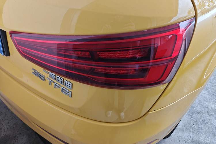 Used Audi Q3 2017 30 TFSI Fashion Model