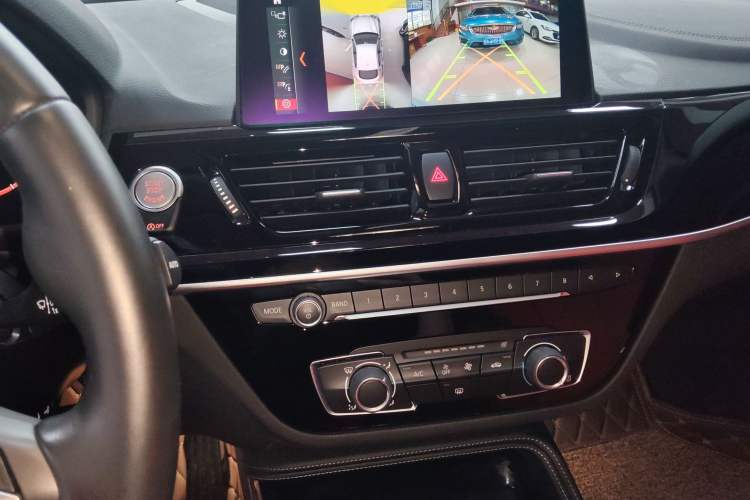 Used BMW 1 Series 2021 125i M Sport Night Edition Audio And AC Panel