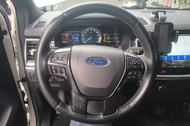 Used Ford Everest 2020 2.3T Gasoline Automatic 4x4 Flagship Edition 7 Seats
