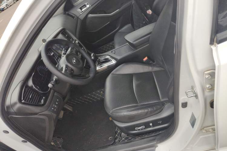 Used Kia K5 2014 2.0L Automatic LUXURY
