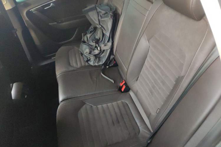 Used Volkswagen Magotan 2012 Travel Edition 2.0 TSI Comfort Version
