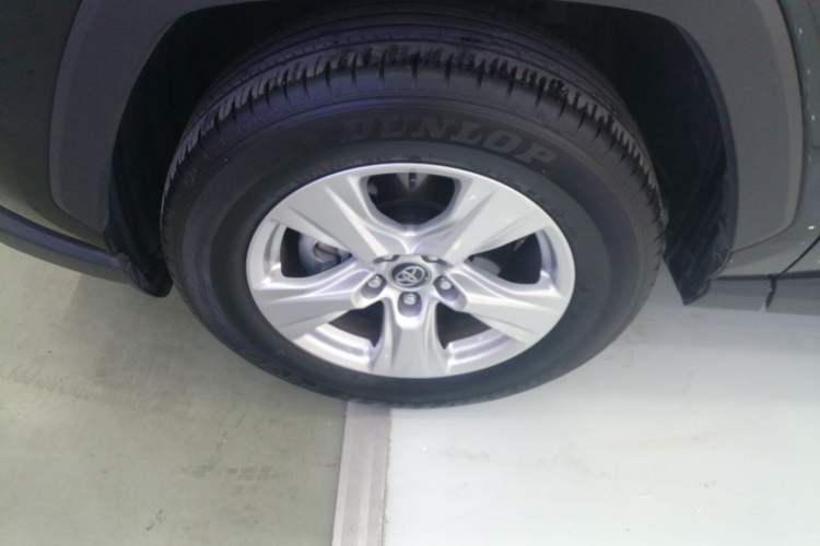 Used Toyota RAV4 2024 2.0L CVT Two-Wheel Drive Urban Edition
