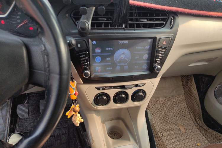 Used Citroen Elysee 2013 Sedan Classic 1.6L Manual with Tech Sunroof
