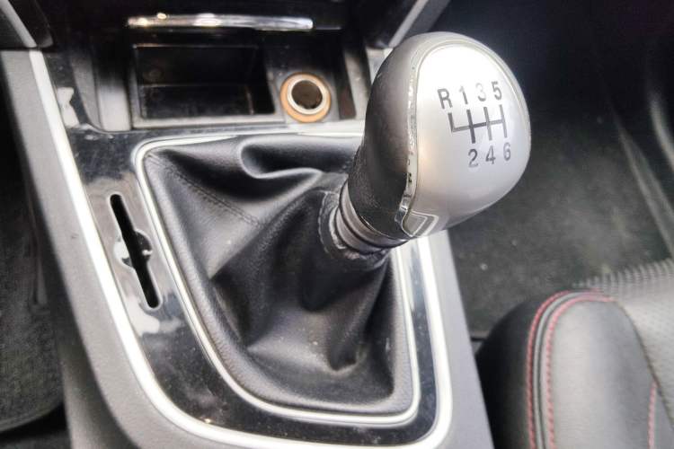 Used Leopaard CS10 2016 2.0T Manual Excellence Edition Gear Lever