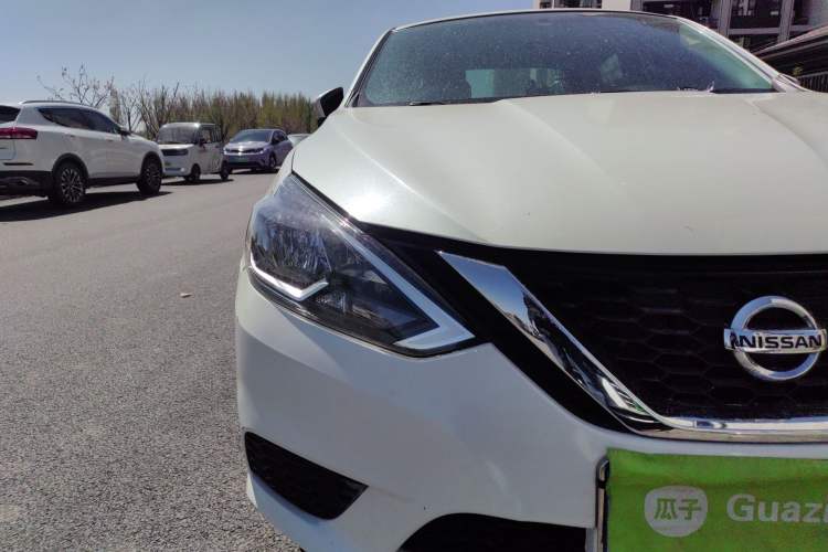 Used Nissan Sylphy 2019 Classic 1.6XE CVT Comfort Edition Right Front Headlight