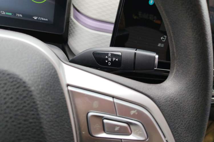 Used JAC Yiwei E10X 2024 Charming Edition 301km Air
