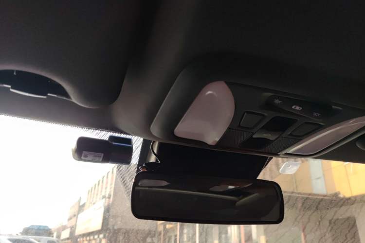 Used Dongfeng Aeolus Yixuan 2020 230T Automatic Cool Track Rider Edition