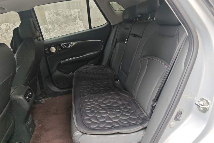 Used AION V 2024 Plus 70 Tech Edition Lithium Iron Phosphate