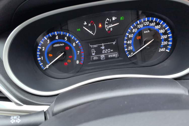 Used Venucia T90 2018 2.0L CVT Smart Connect Luxury Edition China V Standard
