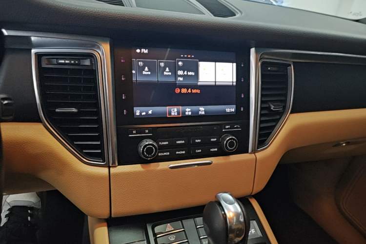 Used Porsche Macan 2017 Macan 2.0T Audio And AC Panel