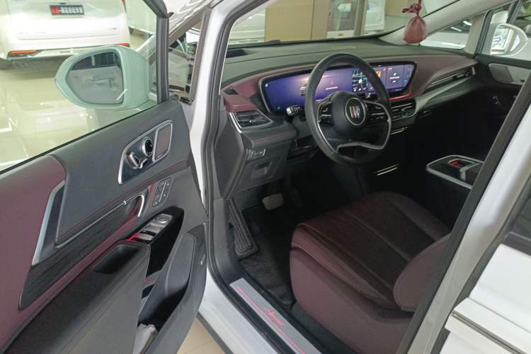 Used Buick Century 2023 2.0T Six-Seater Yinshi Edition