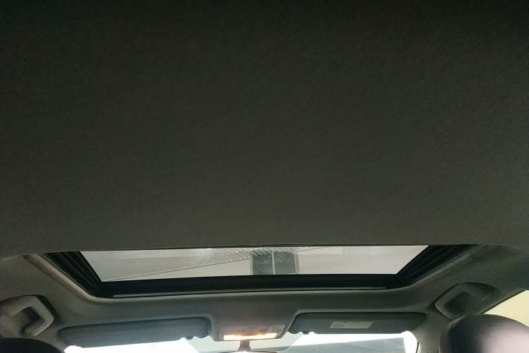 Used Toyota RAV4 2019 2.0L CVT Two-Wheel Drive Pioneer Edition China VI Standard
