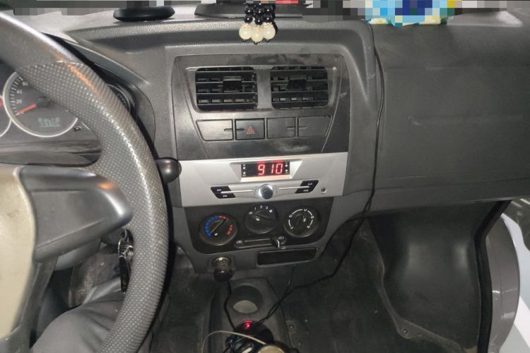 Used Dongfeng Xiaokang K07S 2016 1.2L Practical Version DK12-10 Audio And AC Panel