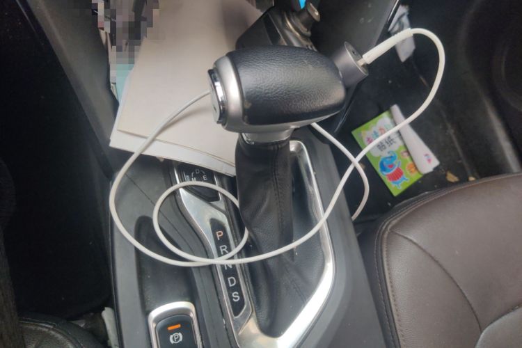 Used GAC Trumpchi GS4 2017 235T Automatic Two-Wheel Drive Elite Edition Gear Lever