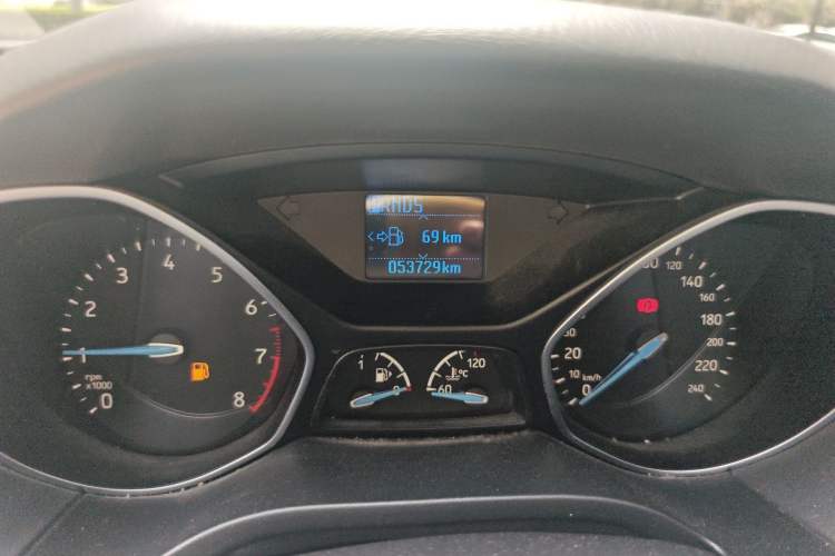 Used Ford Focus 2017 Hatchback EcoBoost 125 Automatic - Ultra-Powerful Style Edition with Smart Drive Features
