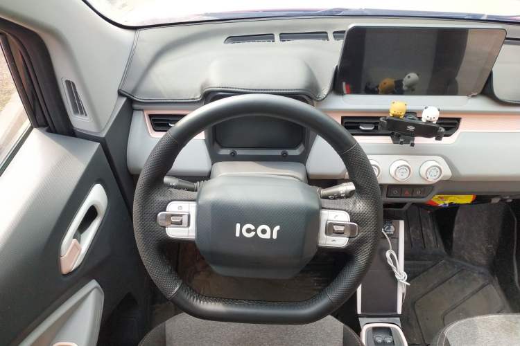 Used Chery QQ Ice Cream 2022 170km Sundae Phosphate Lithium-Ion Steering Wheel