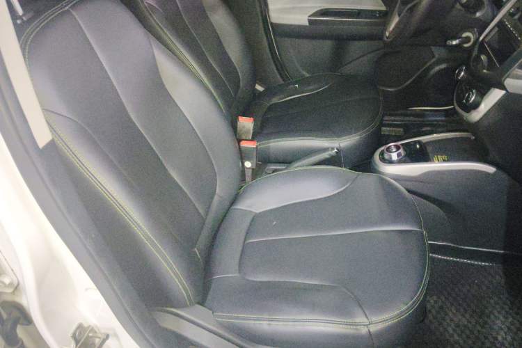 Used CHANGAN OSHAN Benni E-Star 2021 National Edition Xin Yue Version Lithium Iron Phosphate (31.86 kWh) Right Front Seat