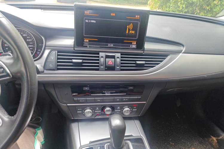 Used Audi A6L 2017 30 FSI Technology Model Audio And AC Panel