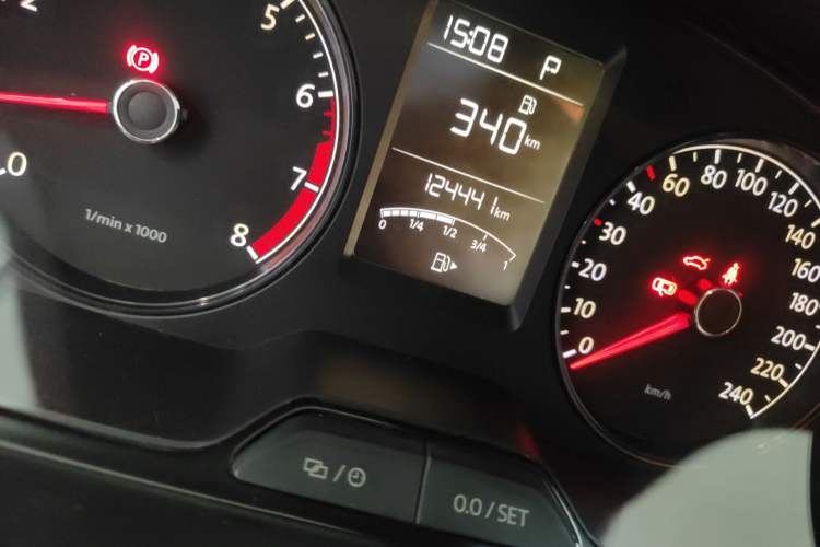 Used Volkswagen Lavida 2013 Revised Classic 1.6L Automatic Fashion Edition