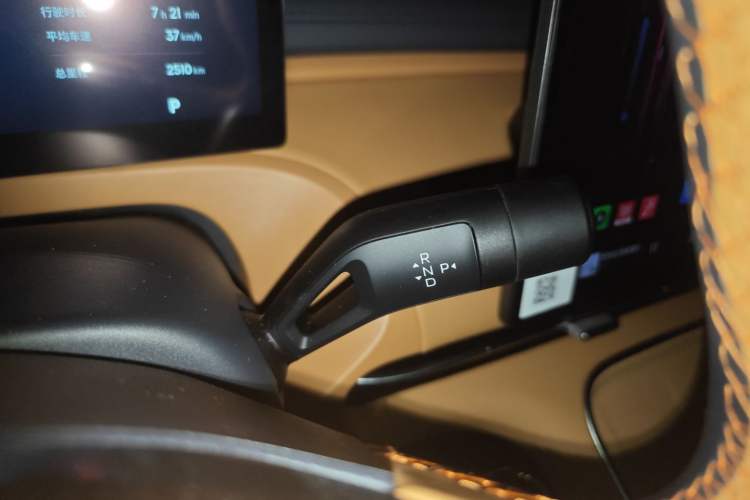 Used Geely Galaxy Galaxy Xingjian 7 EM-i 2025 120km Exploration+ Version