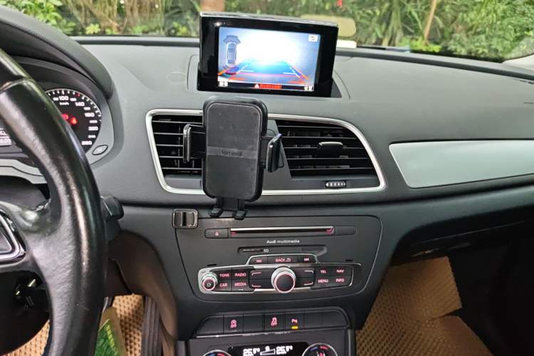 Used Audi Q3 2017 30 TFSI Fashion Model
