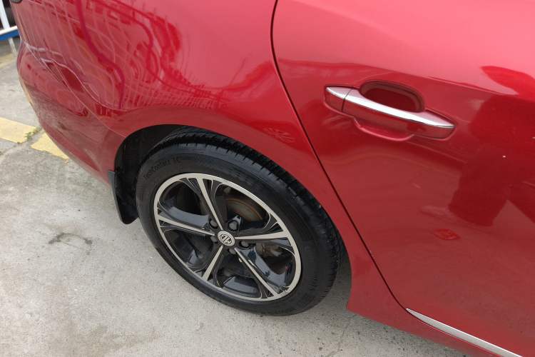 Used MG 6 2017 20T Automatic Luxury Smart Connect Version China V Standard Right Rear Wheel Hub