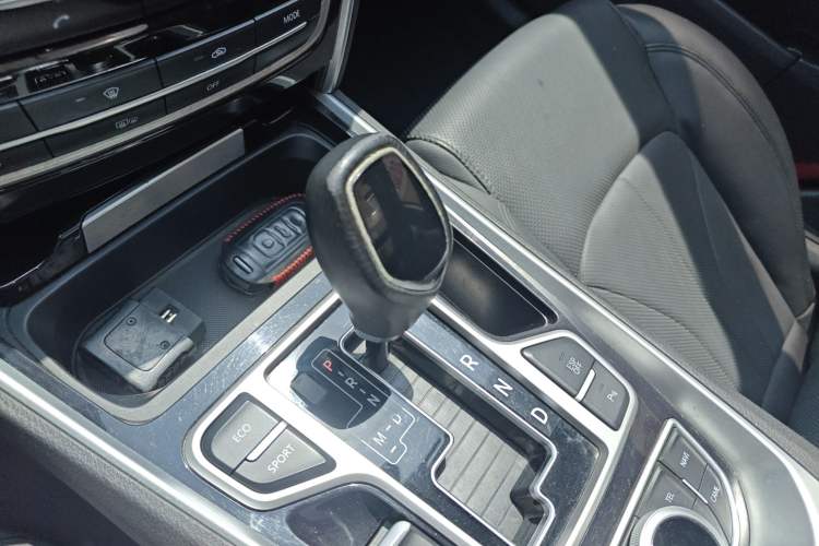 Used Geely Auto Emgrand GT 2017 1.8T Luxury Model
