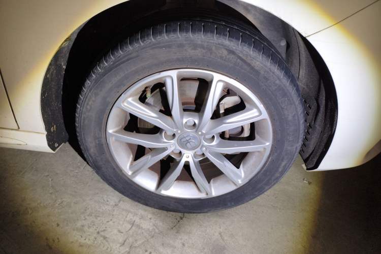 Used BYD Song MAX 2019 1.5T Manual Smart Connect Ruiyi Sunroof Model 7 Seats China VI Standard
