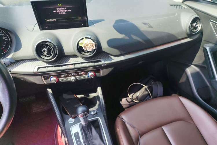 Used Audi Q2L 2021 35 TFSI Fashion Dynamic Model Audio And AC Panel