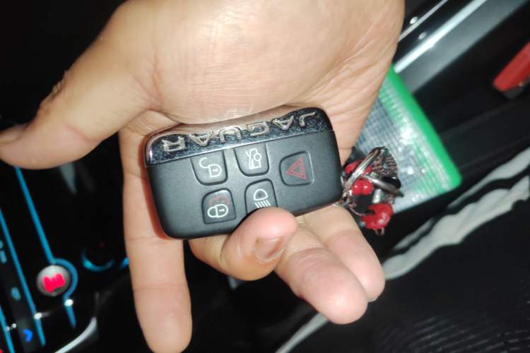 Used Jaguar XEL 2019 2.0T 200 PS Luxury Edition Vehicle Key