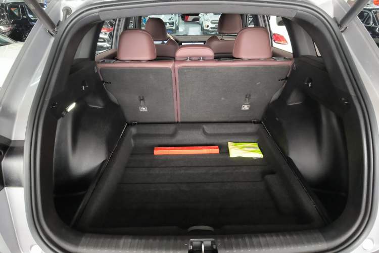 Used Geely Auto Monjaro L 2024 2.0TD High-Power Automatic Two-Wheel Drive Yunqi Version