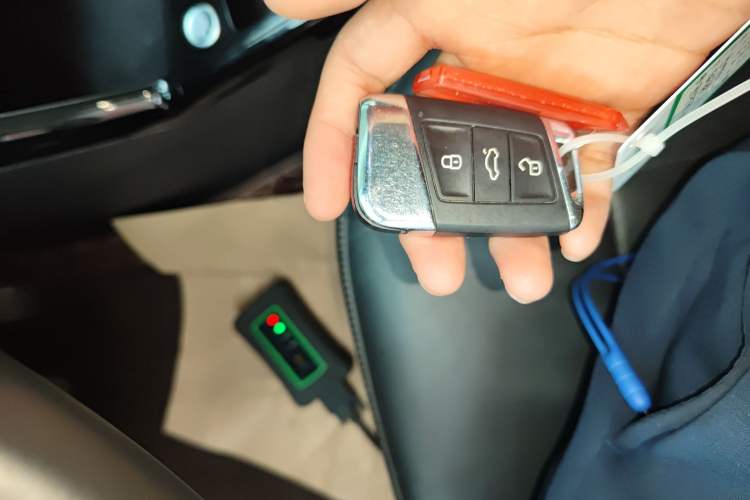 Used Volkswagen Passat 2023 Revised 330TSI Elite Edition Vehicle Key