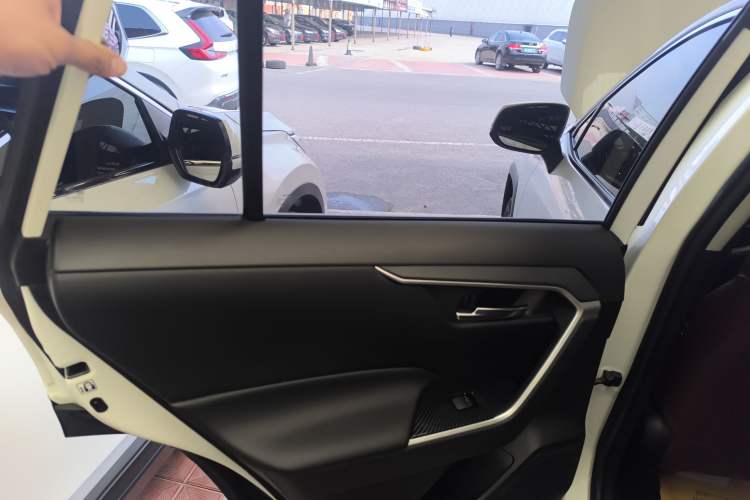 Used Toyota RAV4 2020 2.0L CVT Two-Wheel Drive Fashion Edition