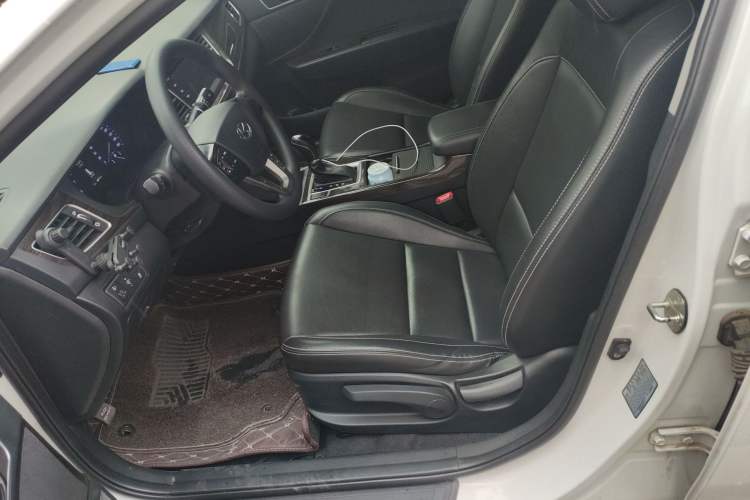 Used Hyundai Mistra 2016 1.6T Automatic Smart GLS