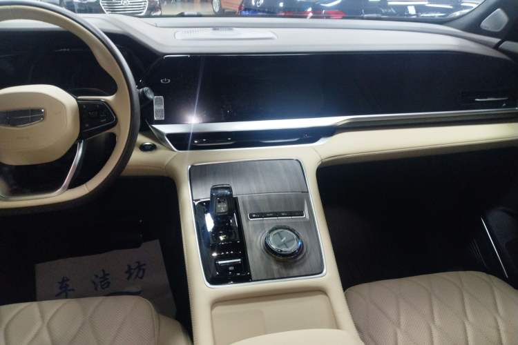 Used Geely Auto Monjaro L 2025 Dongfang Yao 2.0TD Automatic All-Wheel-Drive Wangyue Edition
