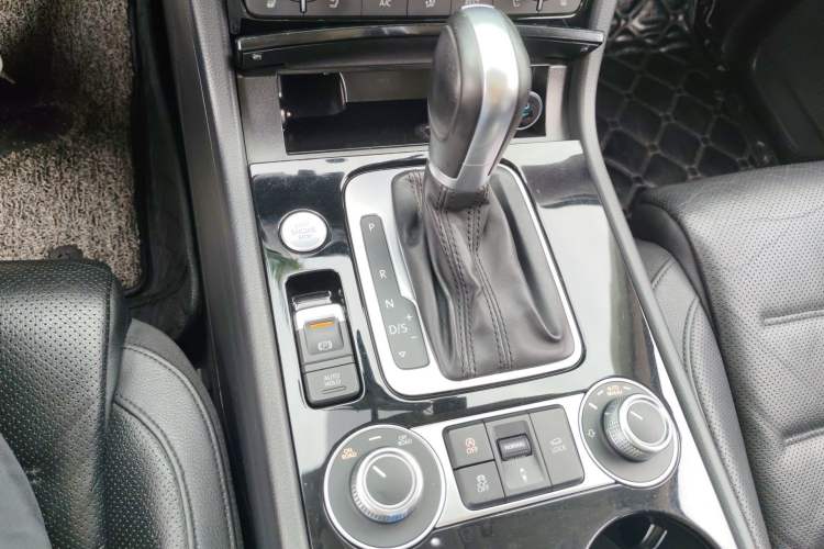 Used Volkswagen Touareg 2016 3.0 TSI Standard Version