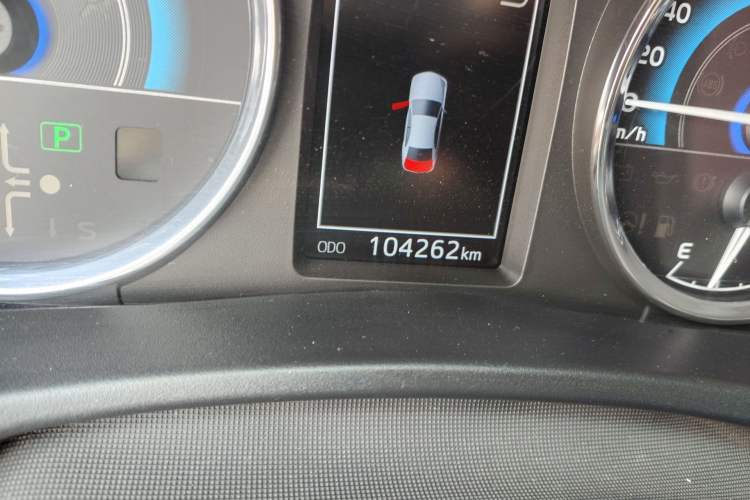 Used Toyota Corolla 2017 Revised Dual-Engine 1.8L E-CVT Elite Edition