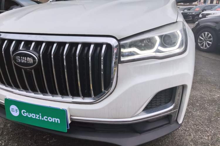 Used SWM G05 2019 2.0L Manual Luxury Edition