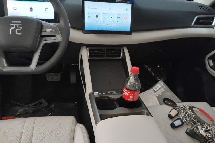 Used BYD Yuan UP 2025 Model 301KM Leading Version