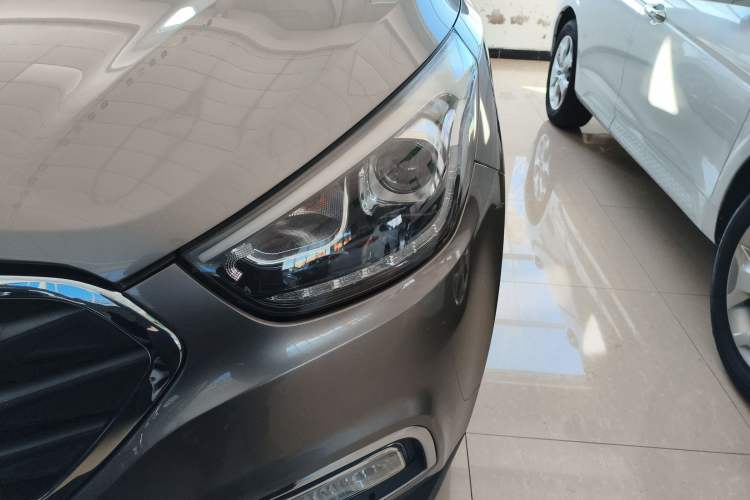 Used Hyundai ix35 2015 2.0L Automatic 2WD Comfort Edition China V Standard