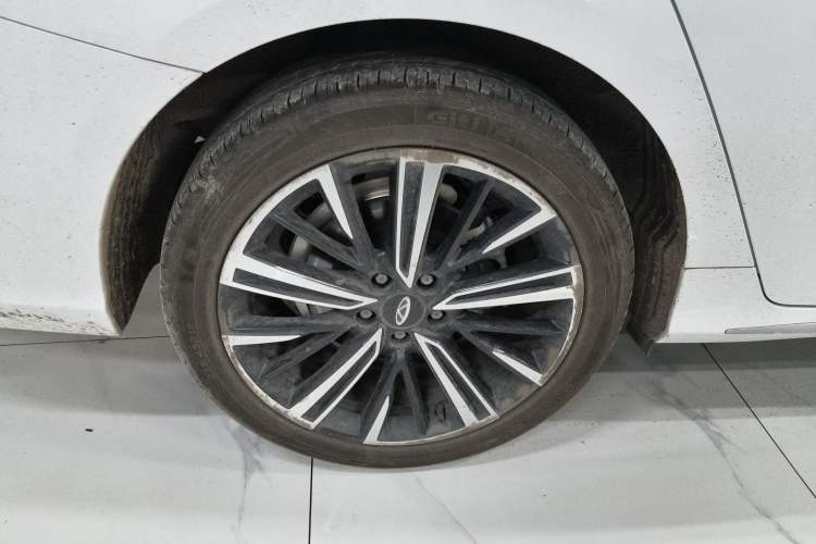 Used Chery Arrizo 8 2022 1.6T DCT Standard Right Rear Wheel Hub