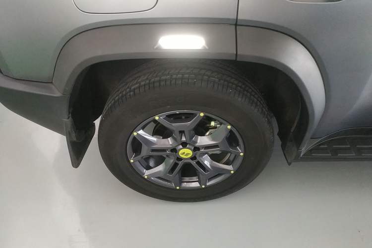 Used JETOUR Traveler C-DM 2024 C-DM 129KM Linye Edition Right Rear Wheel Hub